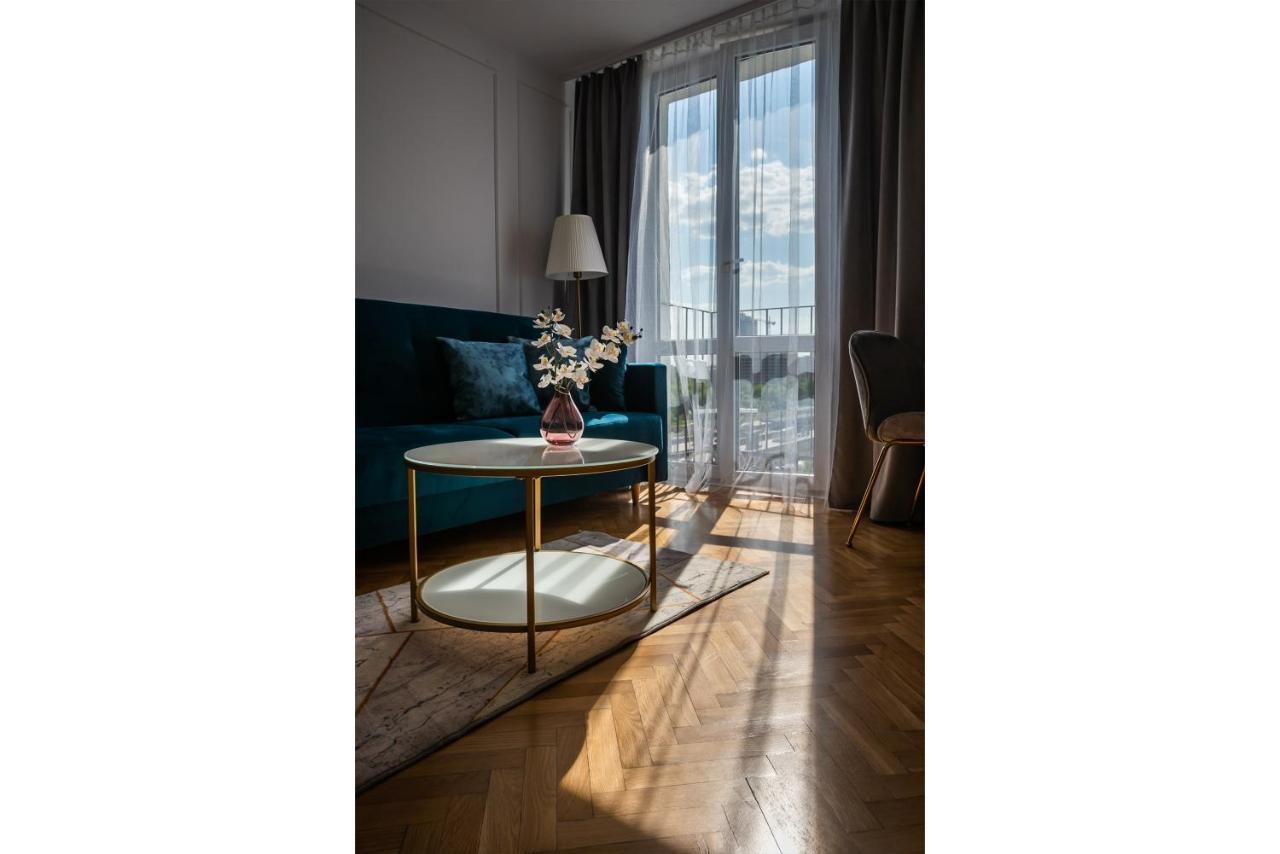 Apartamento Metro Dworzec Gdanski Elegant Studio Varsovia Exterior foto