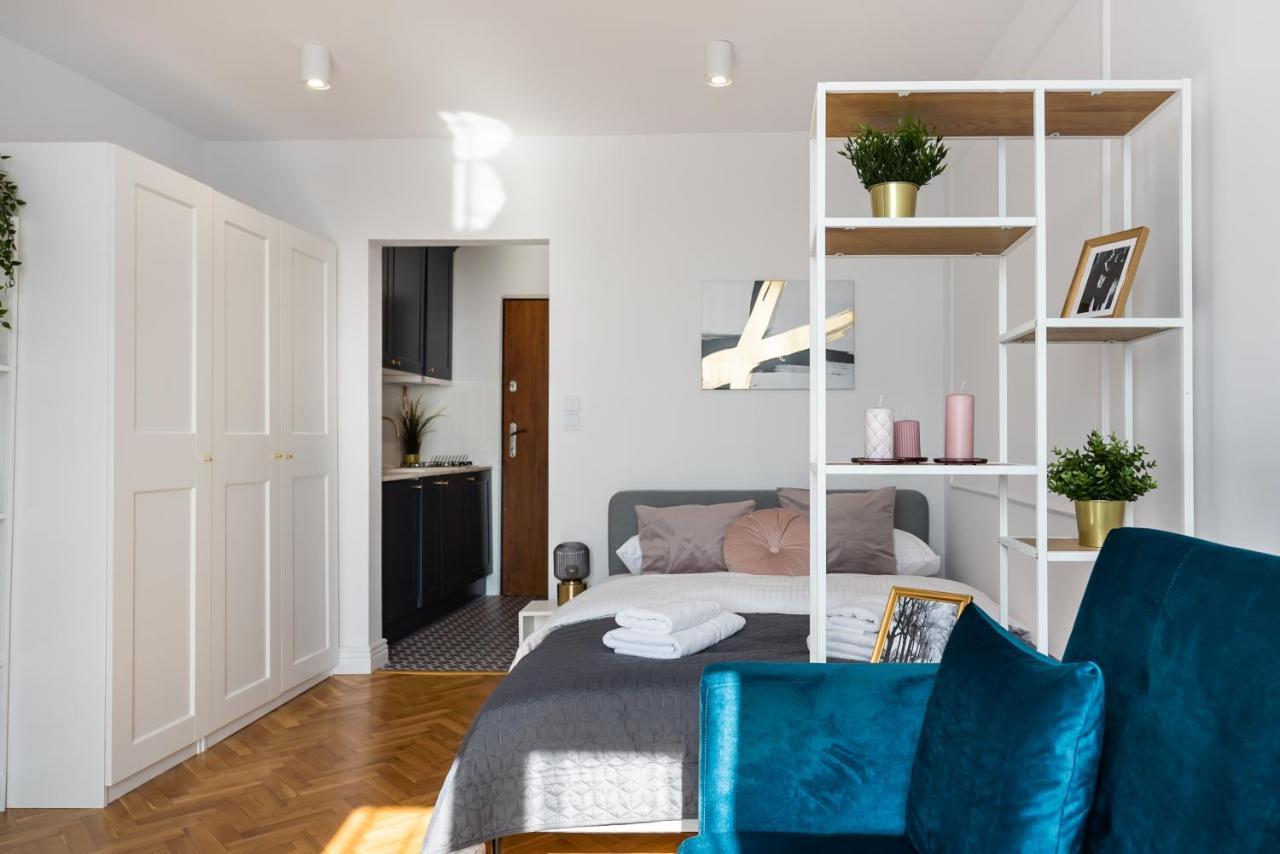 Apartamento Metro Dworzec Gdanski Elegant Studio Varsovia Exterior foto